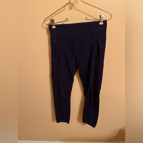 LAST CHANCE | G. Label by Goop navy cropped leggings - Picture 3 of 7